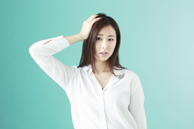 顔筋トレのやりすぎとほうれい線の悪化